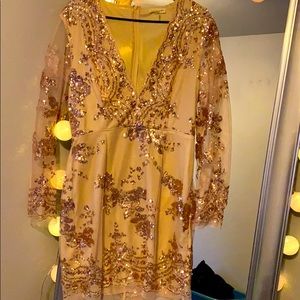 NWOT rose gold poppin bottles dress